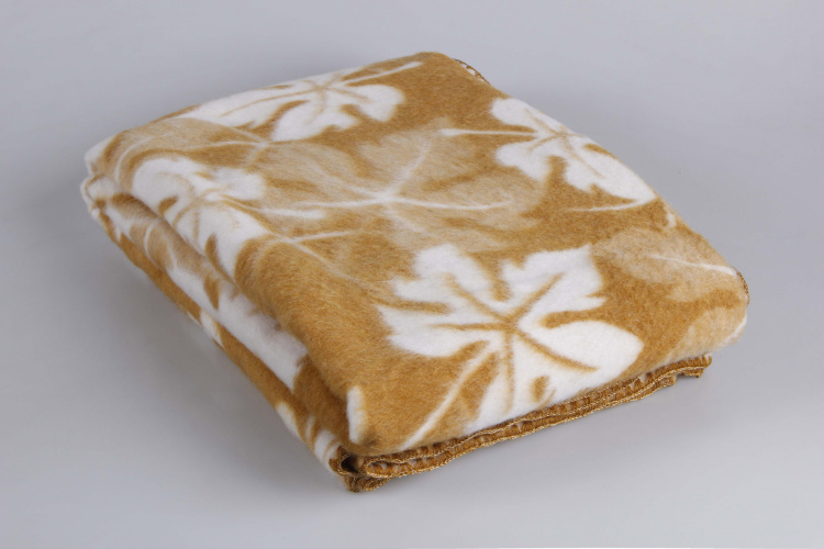 Одеяло Листья горчица (15% шерсть)
