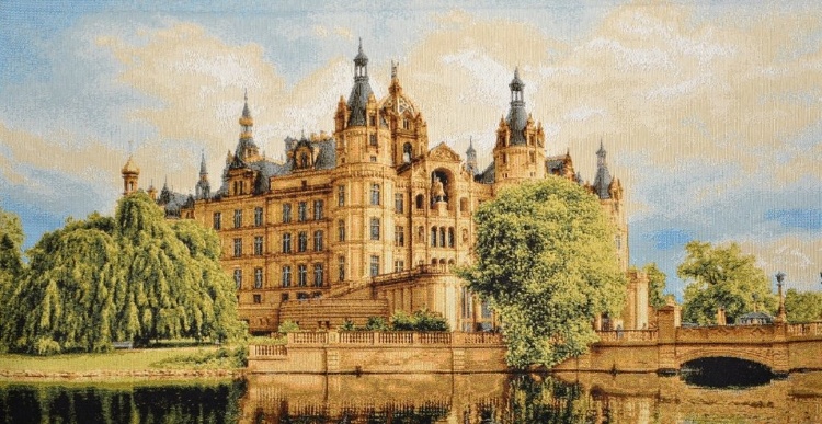 Замок на берегу озера евро-гобеленовая картина