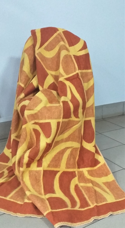 Одеяло жаккард Оранжевая фантазия 70% шерсть