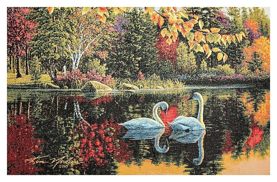 Лебеди Осенью Фото